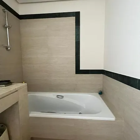 Altos De La Quinta Ii Apartment *